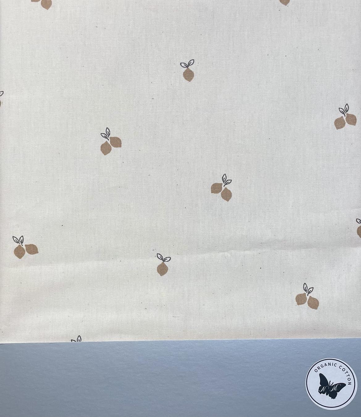 Nørgaard Madsen Sengerand, Beige Nød