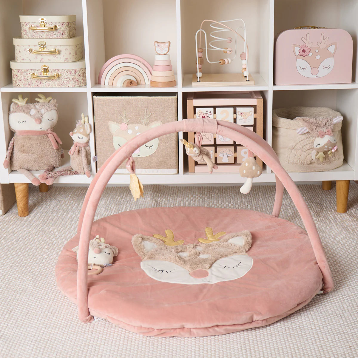 Legetæppe med aktivitetsbue