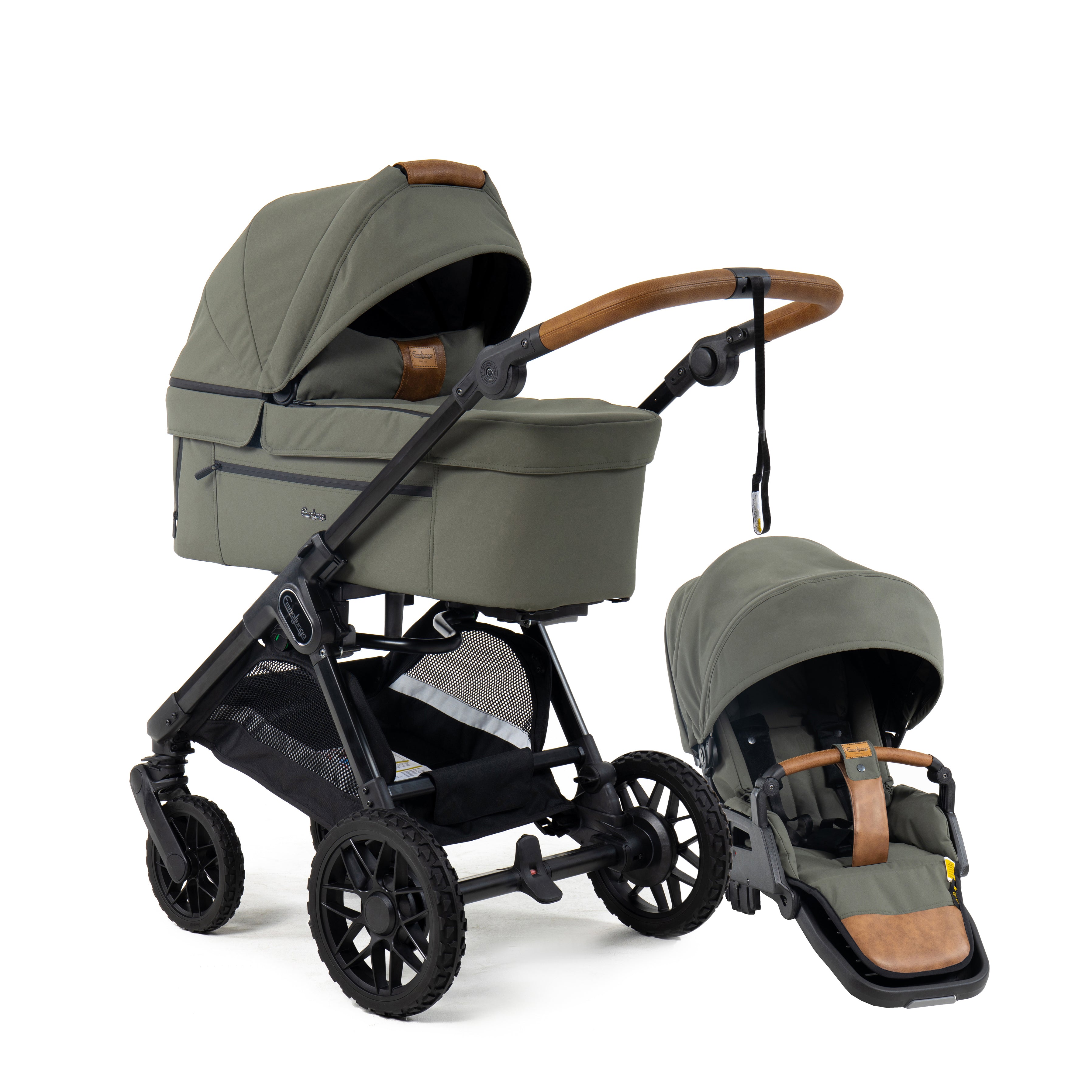 Emmaljunga SENTO FLAT+ Outdoor Green, 2027 model - Levering September 2026