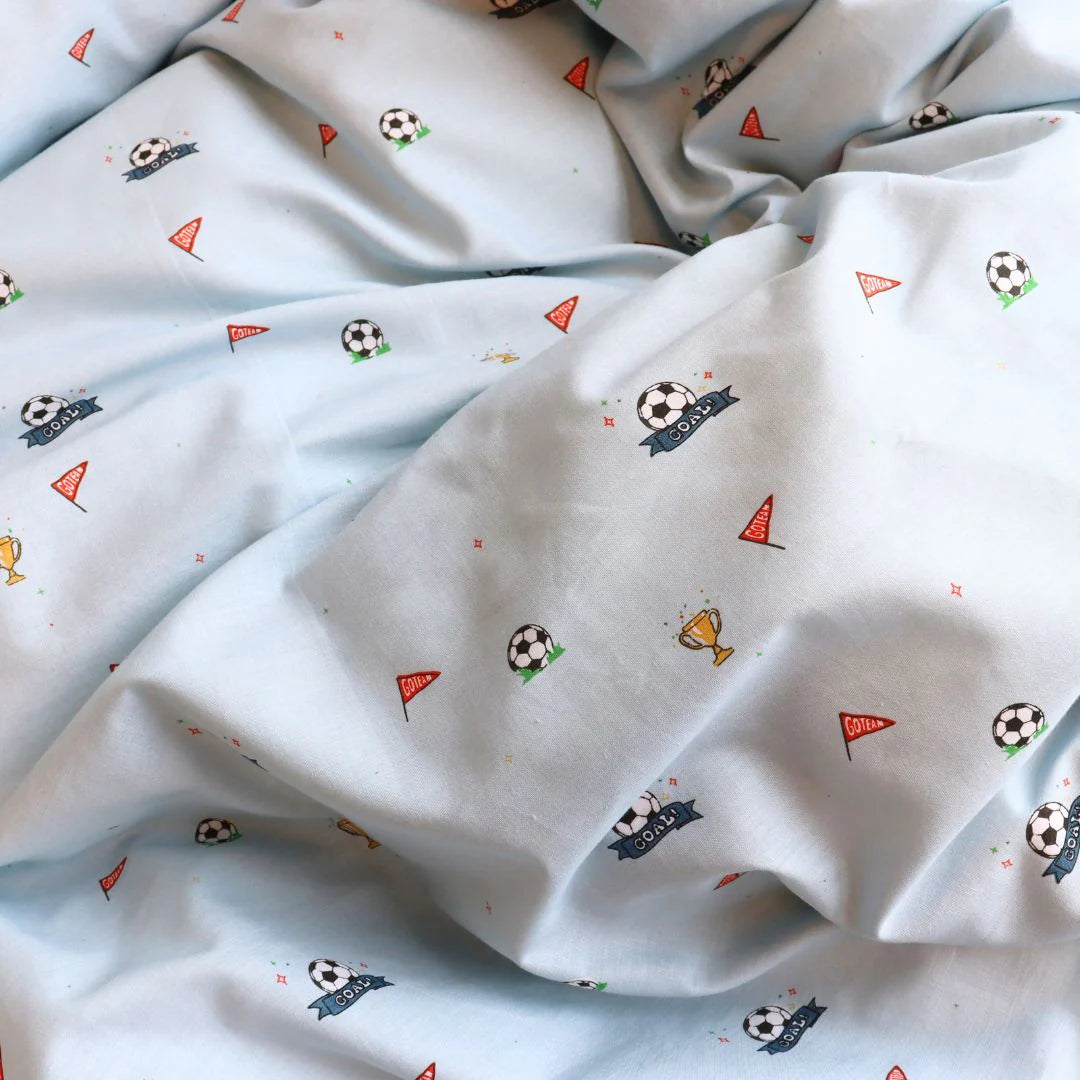 By Mats Babysengetøj, Football